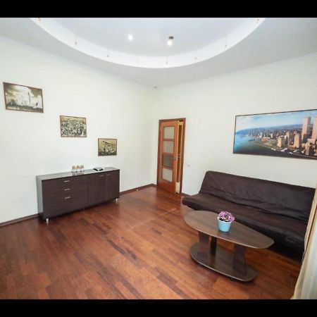 Kievapart Apartment Bagian luar foto