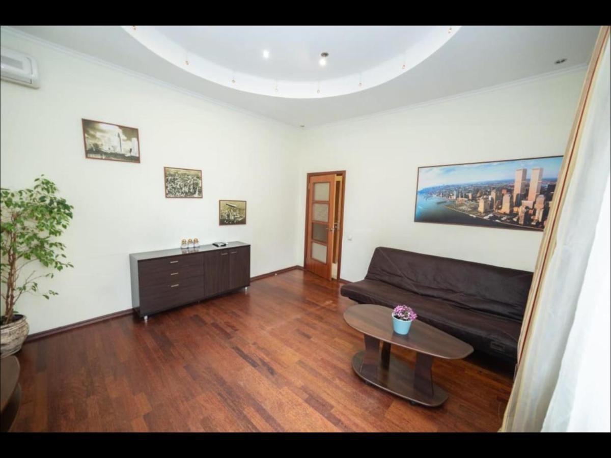 Kievapart Apartment Bagian luar foto