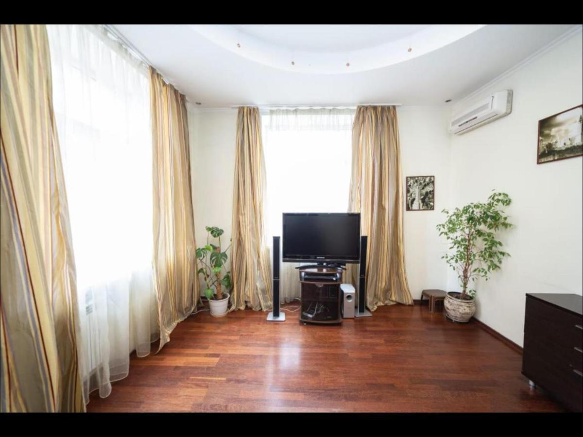 Kievapart Apartment Bagian luar foto