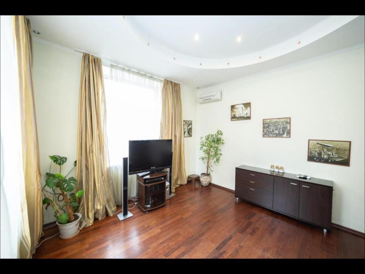 Kievapart Apartment Bagian luar foto