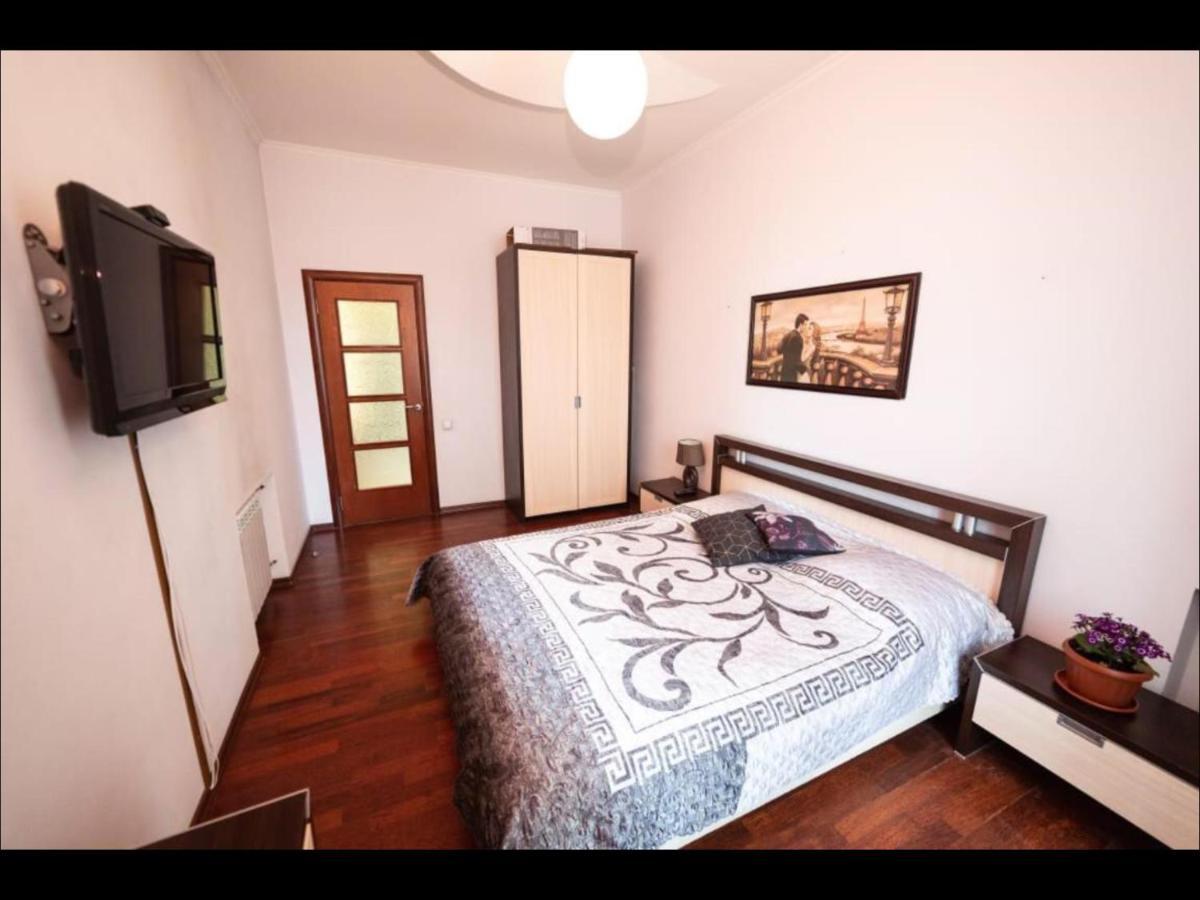 Kievapart Apartment Bagian luar foto